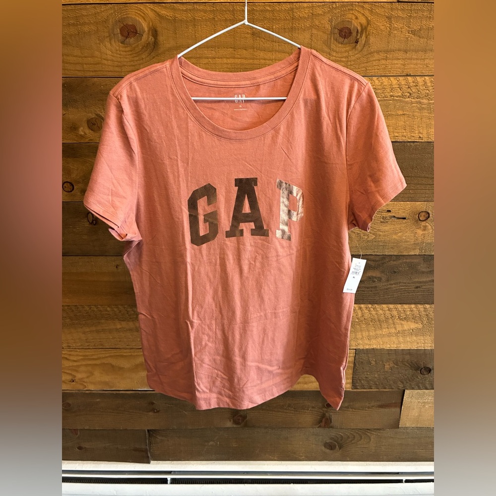 GAP Women's Coral Short Sleeve Tee